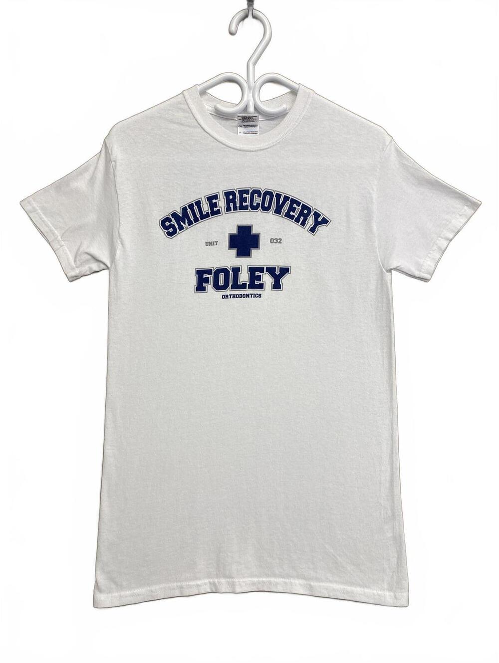 Foley Orthodontics Smile Recovery White Graphic T-Shirt on Gildan Tag Size Small
